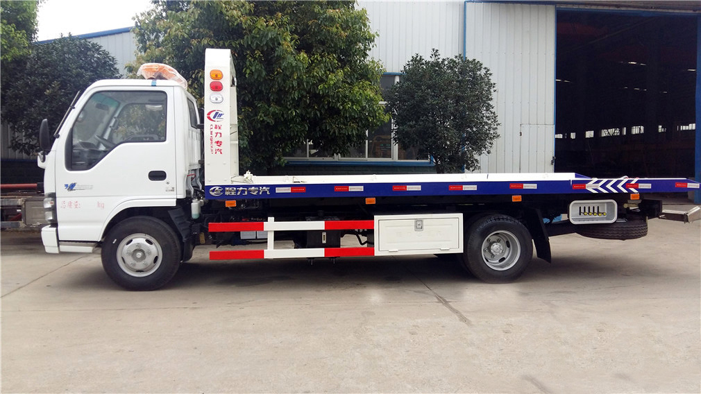 一拖二五十铃清障车