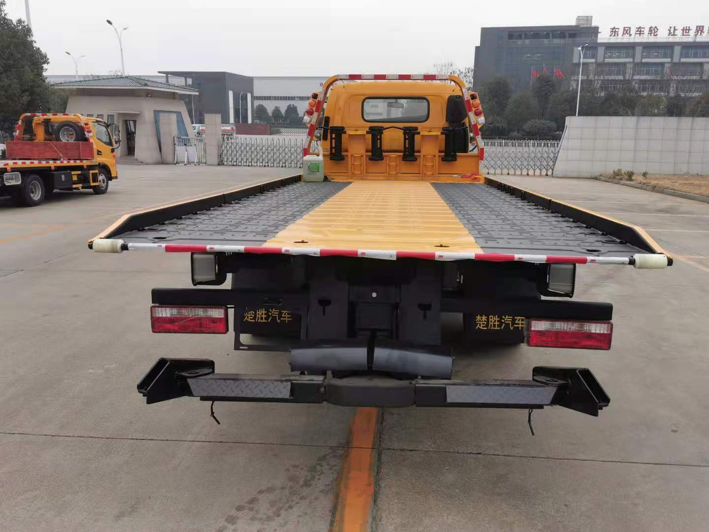 国六 江淮骏铃V7黄牌清障车