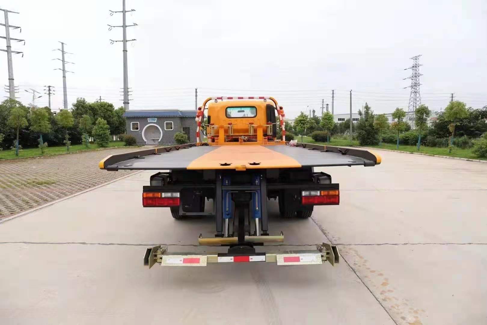 国六大运清障车