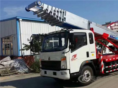 45米重汽豪沃·云梯车