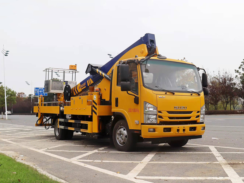 五十铃25米黄牌伸缩臂高空作业车