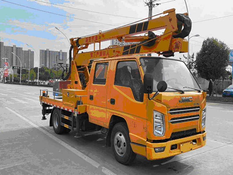 江铃双排13米蓝牌折叠臂高空作业车